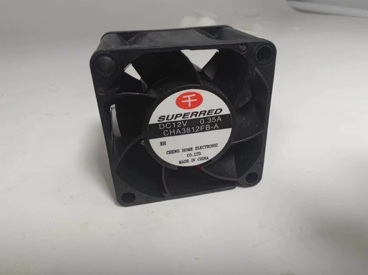 Velocidad 2700 - 5300 RPM 12 Voltios Ventilador de computadora DC Dimensiones del ventilador de CPU DC personalizado