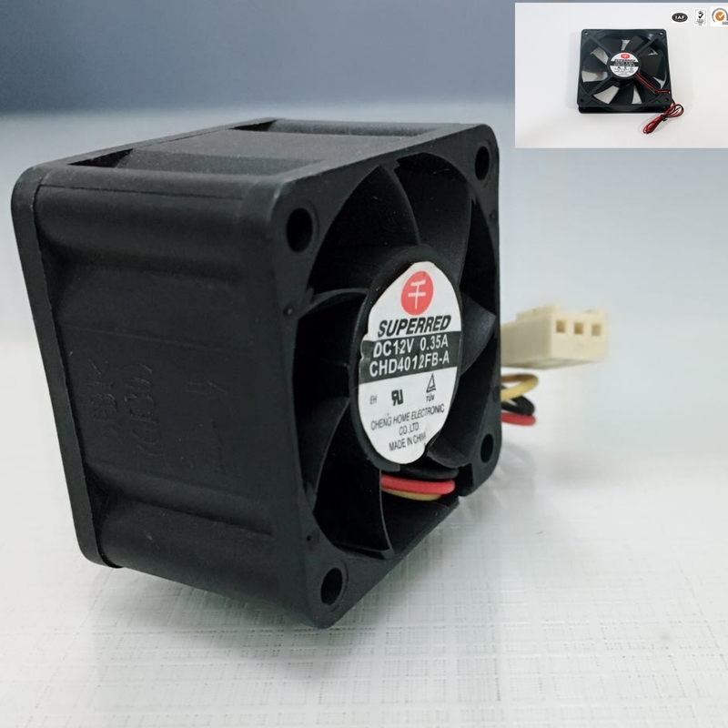 El tipo de enfriamiento negro DC accionó la fan de la fan 45 CFM 25dBA 80x80x25 12V DC